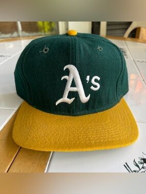 Vintage Oakland Athletics Sports Specialties Fitted Wool Hat 7 1/2 MLB Cap Retro